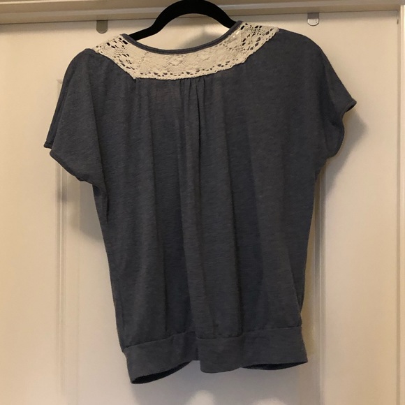 Lace detail top - Picture 2 of 3